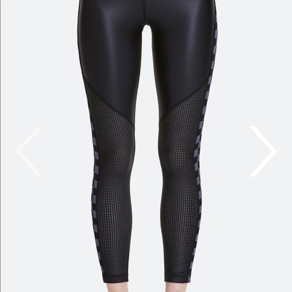 Alala Checkered Set - Picture 5 of 9